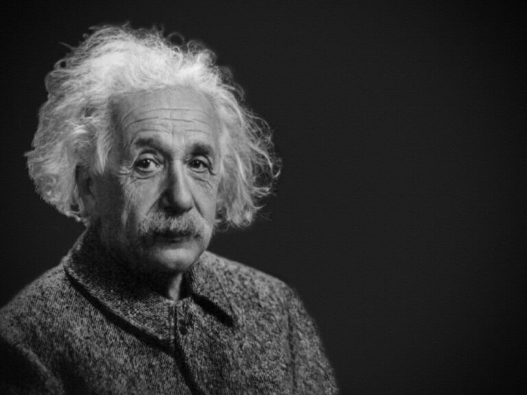 [Albert Einstein Quotes] The wisdom of a genius to live positively every day.